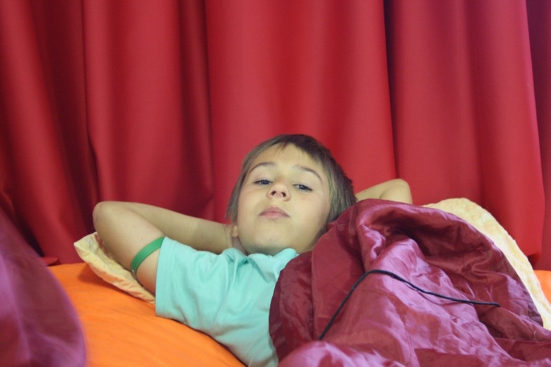 Village Camps International Summer Camp Leysin, Switzerland 2025-08-09 https://www.villagecamps.com/journals_admin/images/698-34-slumber party (72).jpg